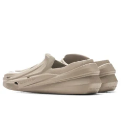 Mono Slip - Sabbia 6 Mono Slip - Sabbia -Best Shoes Shop 1017 Alyx 9SM Mono Slip On Sabbia AAUSN0025OT01 BEG0004 05 01 22 Feature