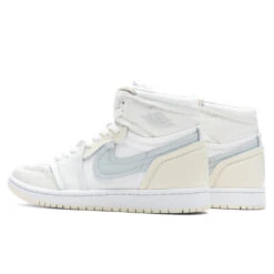 Air Jordan 1 MM High Women's - White/Pure Platinum/Sail -Best Shoes Shop Air Jordan 1 MM High Women s White Pure Platinum Sail FB9891 100 09 23 23 Feature KN 5