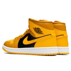 Air Jordan 1 Mid Women's - Chutney/Taxi/Black -Best Shoes Shop Air Jordan 1 Mid Women s Chutney Taxi Black BQ6472 700 10 15 22 Feature JORDAN 3