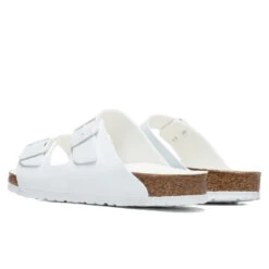 Birkenstock Wide Arizona Birko-Flor - White 7 Birkenstock Wide Arizona Birko-Flor - White -Best Shoes Shop Birkenstock Arizona Birko Flor White 1019061 03 22 2021 01 3