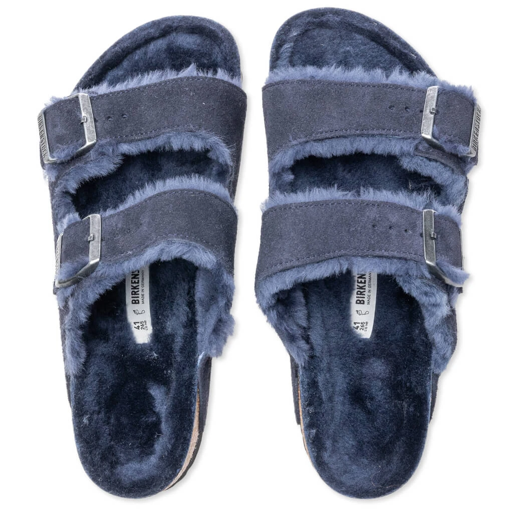 Birkenstock Wide Arizona Shearling - Midnight 2 Birkenstock Wide Arizona Shearling - Midnight - Image 2