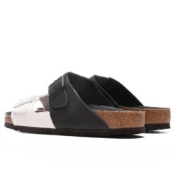 Birkenstock Wide Arizona Split Birko-Flor - Black/White 7 Birkenstock Wide Arizona Split Birko-Flor - Black/White -Best Shoes Shop Birkenstock Wide Arizona Split Birko Flor Black White 1019703 02 13 2022 01 3