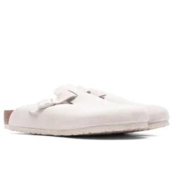 Birkenstock Wide Boston - Antique White 7 Birkenstock Wide Boston - Antique White -Best Shoes Shop Birkenstock Wide Boston Ant White SD R 1024731 02 02 23 Feature VR 5