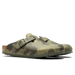 Birkenstock Wide Boston - Desert Soil Camo Green -Best Shoes Shop Birkenstock Wide Boston Desert Soil Camo Green 1023211 02 23 23 Feature JP 4