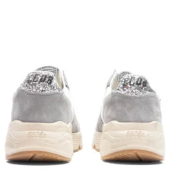 Golden Goose Women's Leather Star Running Sole - Silver/White/Cream 7 Golden Goose Women's Leather Star Running Sole - Silver/White/Cream -Best Shoes Shop Golden Goose Women s Leather Star Running Sole Silver White Cream GWF00126.F004174.60405 09 15 23 Feature KN 6