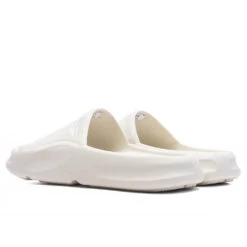 Eco Moulded Slider - White/No Color -Best Shoes Shop Heron Preston Eco Moulded Slider White No Color HMIC004C99MAT0010100 12 23 22 Feature VR 4