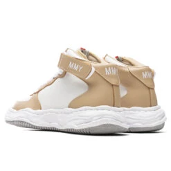 Wayne High OG Sole Leather Sneaker - Beige/White 6 Wayne High OG Sole Leather Sneaker - Beige/White -Best Shoes Shop Maison Mihara Yasuhiro Wayne High OG Sole Leather Sneaker Beige White A08FW705 BEW 02 12 2022 01 3