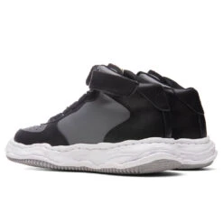 Wayne High OG Sole Leather Sneaker - Black/Grey -Best Shoes Shop Maison Mihara Yasuhiro Wayne High OG Sole Leather Sneaker Black Grey A08FW705 BLG 01 29 2022 01 4