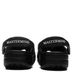 Mastermind Japan X Crocs Classic Clog - Black -Best Shoes Shop Mastermind x Crocs Classic Clog Black 208211 001 07 06 22 Feature JAYLEEN 7