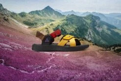 Nike ACG Air Deschutz+ - Solar Flare/Action Grape/Cinnabar -Best Shoes Shop Nike ACG Air Deschutz Solar Flare Action Grape Cinnabar DO8951 700 07 06 22 Feature 01