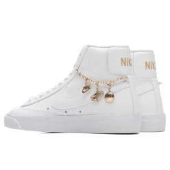 Nike Women's Blazer Mid '77 LX - White/White/Metallic Gold 8 Nike Women's Blazer Mid '77 LX - White/White/Metallic Gold -Best Shoes Shop Nike Blazer Mid 77 LX Womens White White Metallic Gold DM0850 100 11 03 2021 01 4