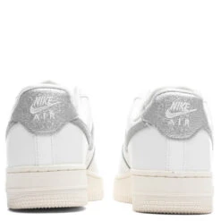 Nike Women's Air Force 1 '07 - Summit White/Metallic Silver 7 Nike Women's Air Force 1 '07 - Summit White/Metallic Silver -Best Shoes Shop Nike Women s Air Force 1 07 Summit White Metallic Silver DQ7569 100 12 05 22 Feature JP 6