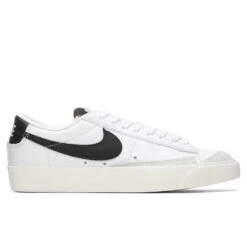 Nike Women's Blazer Low '77 - White/Black