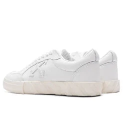 Low Vulcanized Calf Leather - White -Best Shoes Shop Off White c o Virgil Abloh Low Vulcanized Calf Leather White OMIA085C99LEA0010100 04 11 23 Feature VR 6
