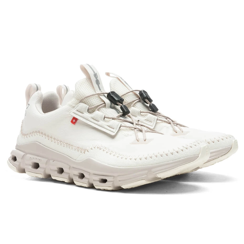 On Women's Cloudaway - Ivory/Pearl 2 On Women's Cloudaway - Ivory/Pearl - Image 2