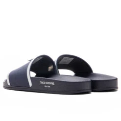 Rubber Pool Slide - Navy -Best Shoes Shop Thom Browne Rubber Pool Slide Navy MFL054A 05690 415 04 03 22 Feature 5