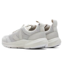 Veja X Rick Owens Performance Runner V-Knit - Pearl 10 Veja X Rick Owens Performance Runner V-Knit - Pearl -Best Shoes Shop Veja x Rick Owens Performance Runner V Knit Pearl PR102770B 10 23 2021 01 4