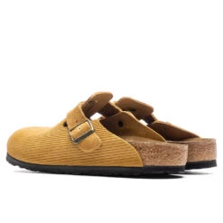 Birkenstock Wide Boston Suede Embossed - Cork Brown -Best Shoes Shop Wide Boston Suede Corduroy Cork Brown 1026155 08 06 23 Feature VR 4