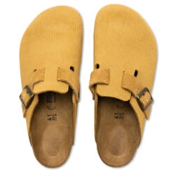 Birkenstock Wide Boston Suede Embossed - Cork Brown -Best Shoes Shop Wide Boston Suede Corduroy Cork Brown 1026155 08 06 23 Feature VR 6