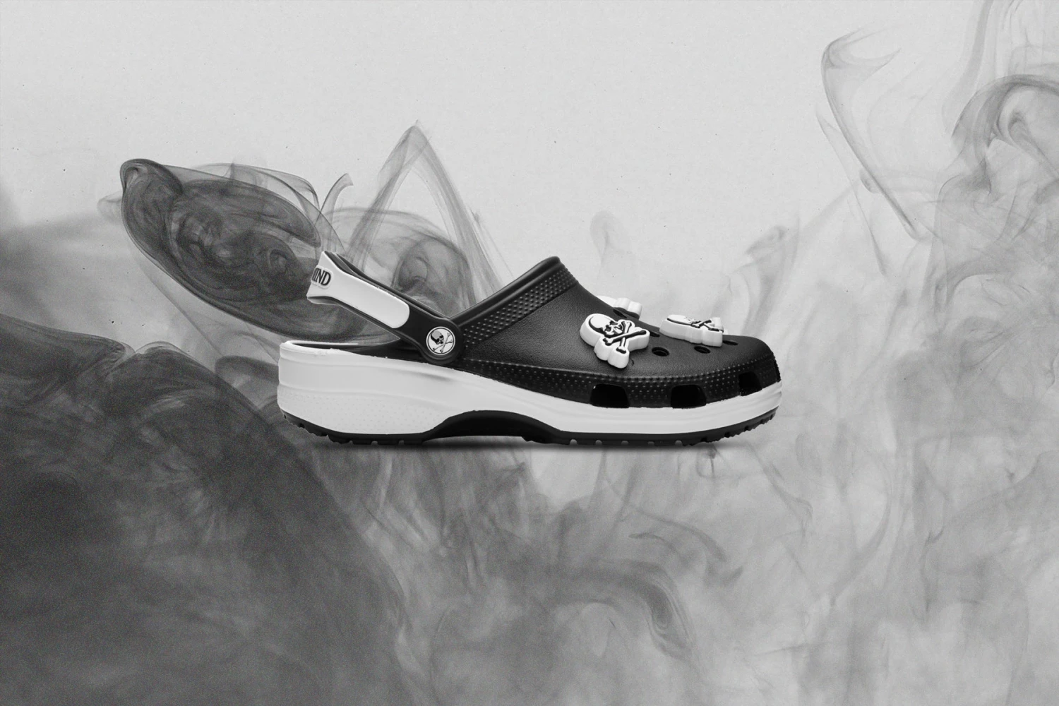 Mastermind Japan X Crocs Classic Clog - Black/White 8 Mastermind Japan X Crocs Classic Clog - Black/White - Image 8